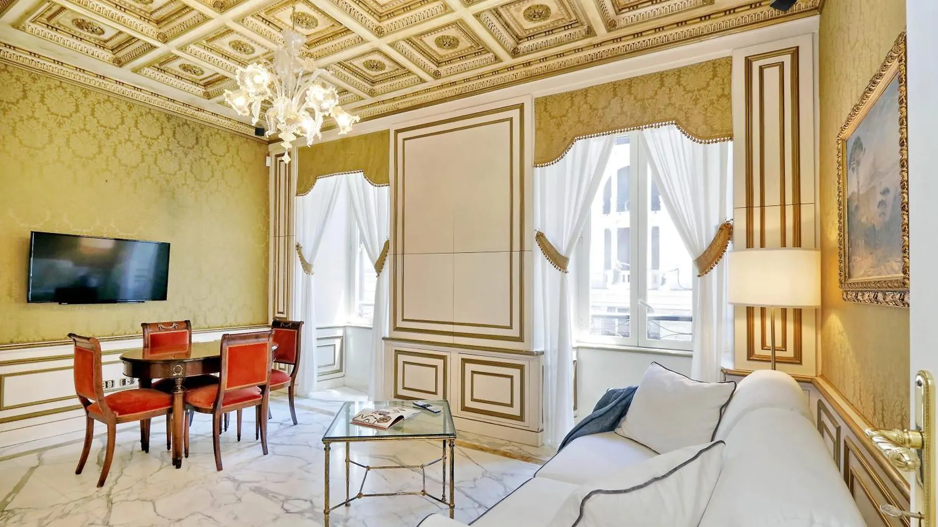 Tritone Luxury House Apartment Rome Italy
